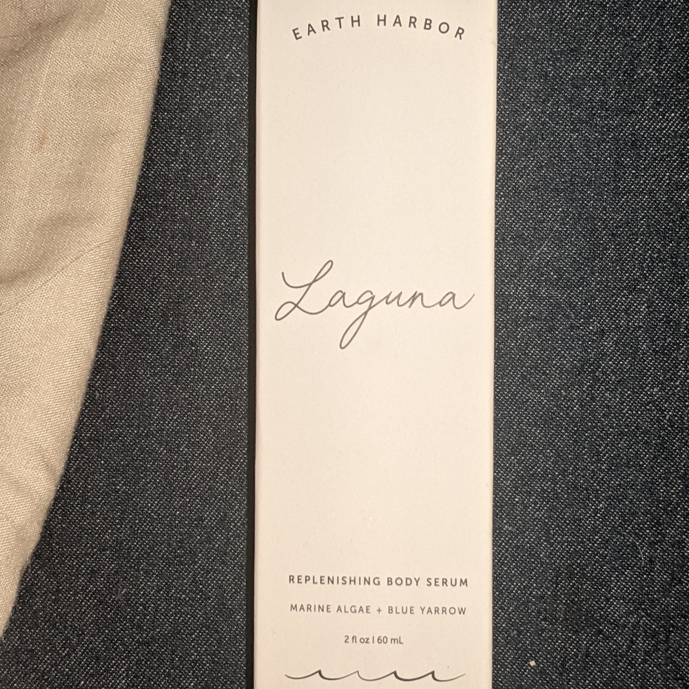 Earth harbor Laguna body serum